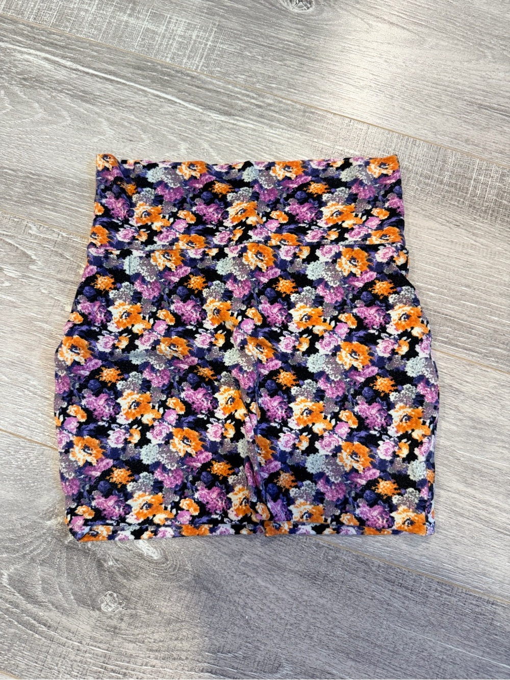 Floral Print High-Waist Mini Skirt - Black with Purple & Orange Flowers